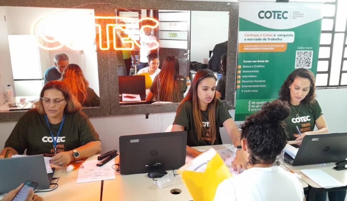 Cotec de Goiás leva atendimentos para a cidade de Faina